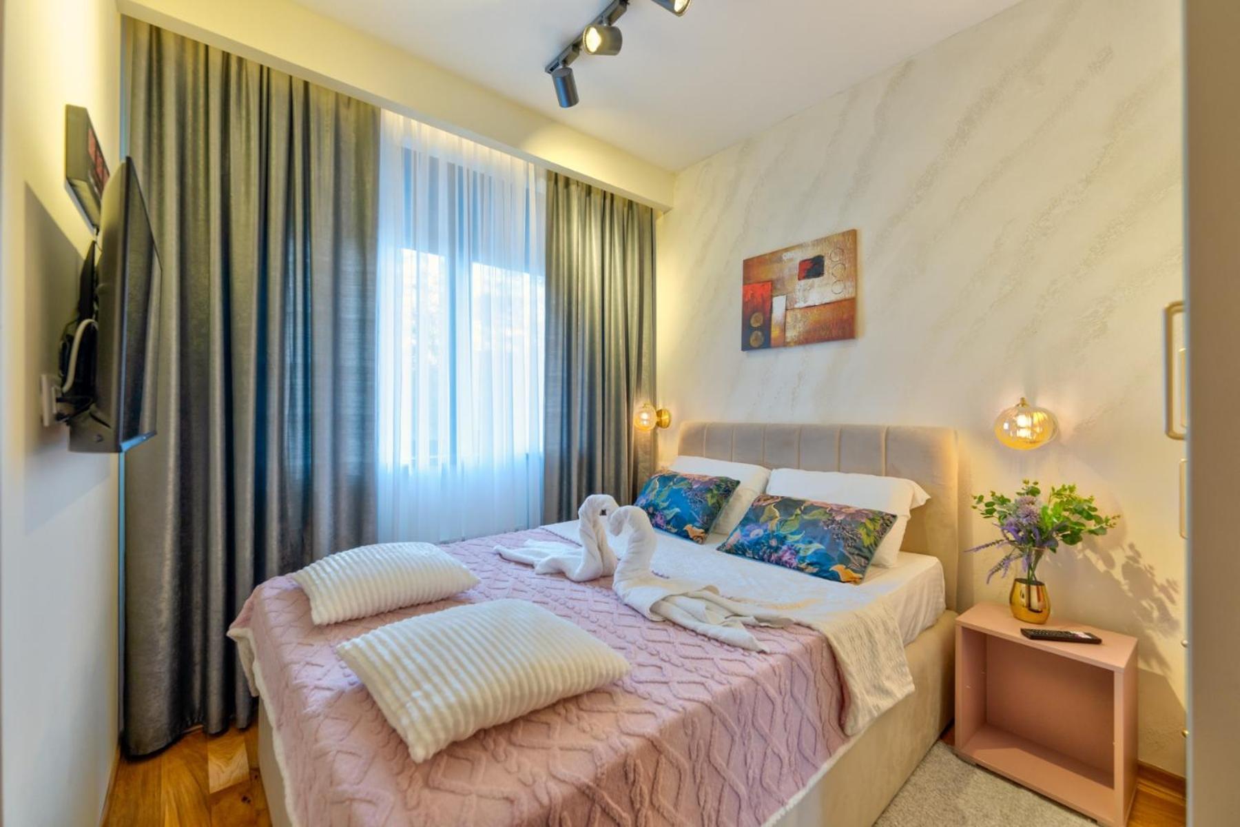 Apartment I&k-13-titova